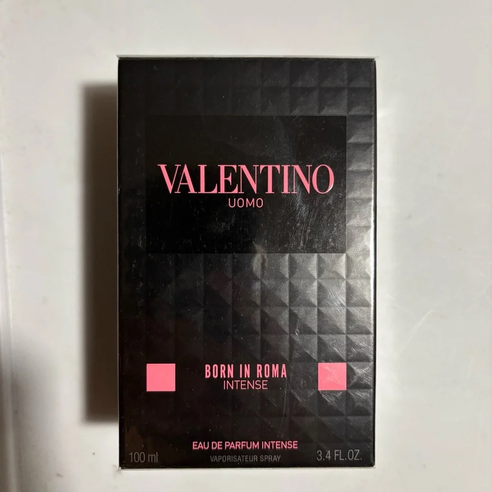 Valentino Uomo Born in Roma Intense - Picture 1 of 2
